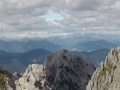 pohled ze sedla Mangrt na vrcholky Julských Alp