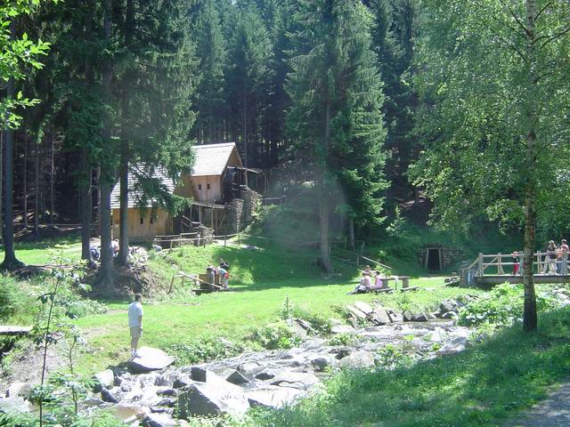 Zlatorudne mlyny