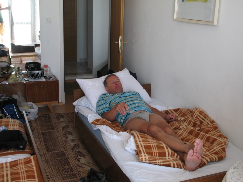 Milan a jeho siesta po obede